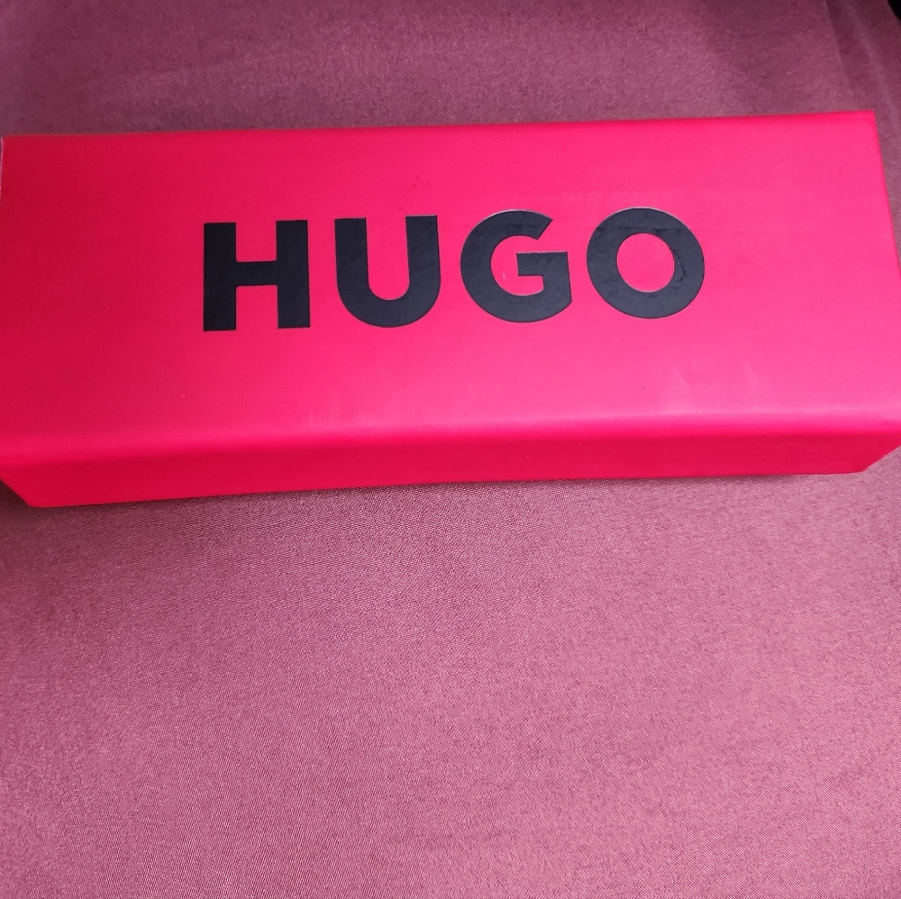 HUGO Boss (Large Soft )Classic Sunglasses